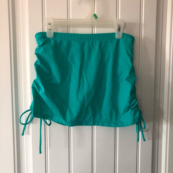 Mod Bod Teal Swim Top + Skirt - Picture 2 of 4